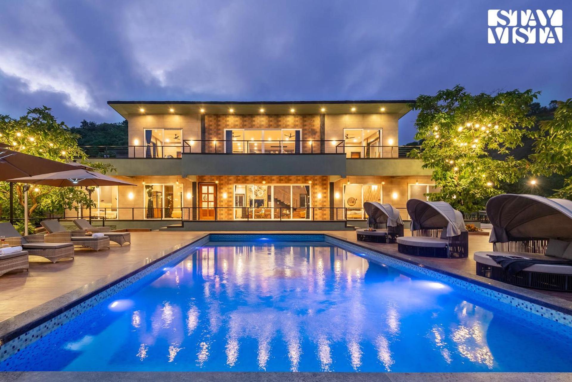 Stayvista At La Nirvana With Pool, Music Speaker & Indoor-Outdoor Game Lonavala Exterior photo